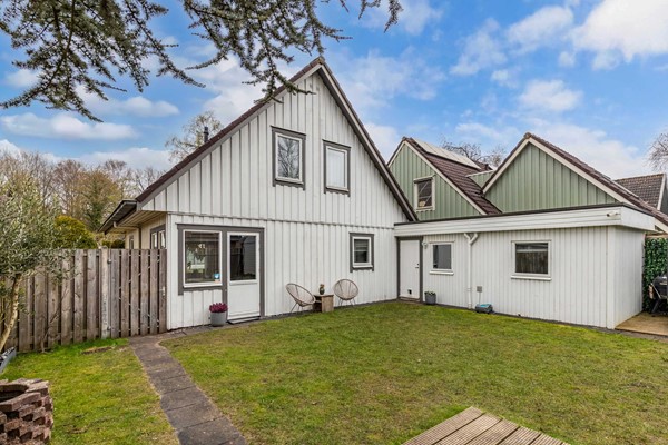 Medium property photo - Bunschotenlaan 85, 8304 EX Emmeloord